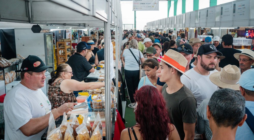 Vendas no Pavilh�o da Agricultura Familiar superam expectativas de novos expositores 