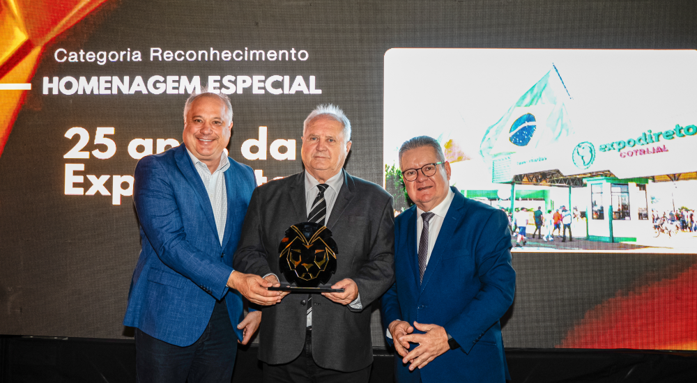 Presidente Nei Csar Manica recebe homenagem pelos 25 anos da Expodireto Cotrijal