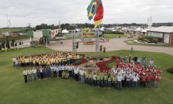 Equipes de trabalho e praa de alimentao - 2007