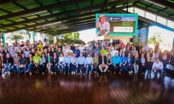 Caf da Manh com Imprensa e Patrocinadores