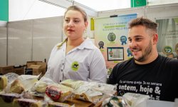 Expositores e clientes comemoram o sucesso do Pavilho da Agricultura Familiar