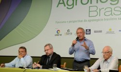 Frum Itinerante do Agronegcio Brasileiro 2015