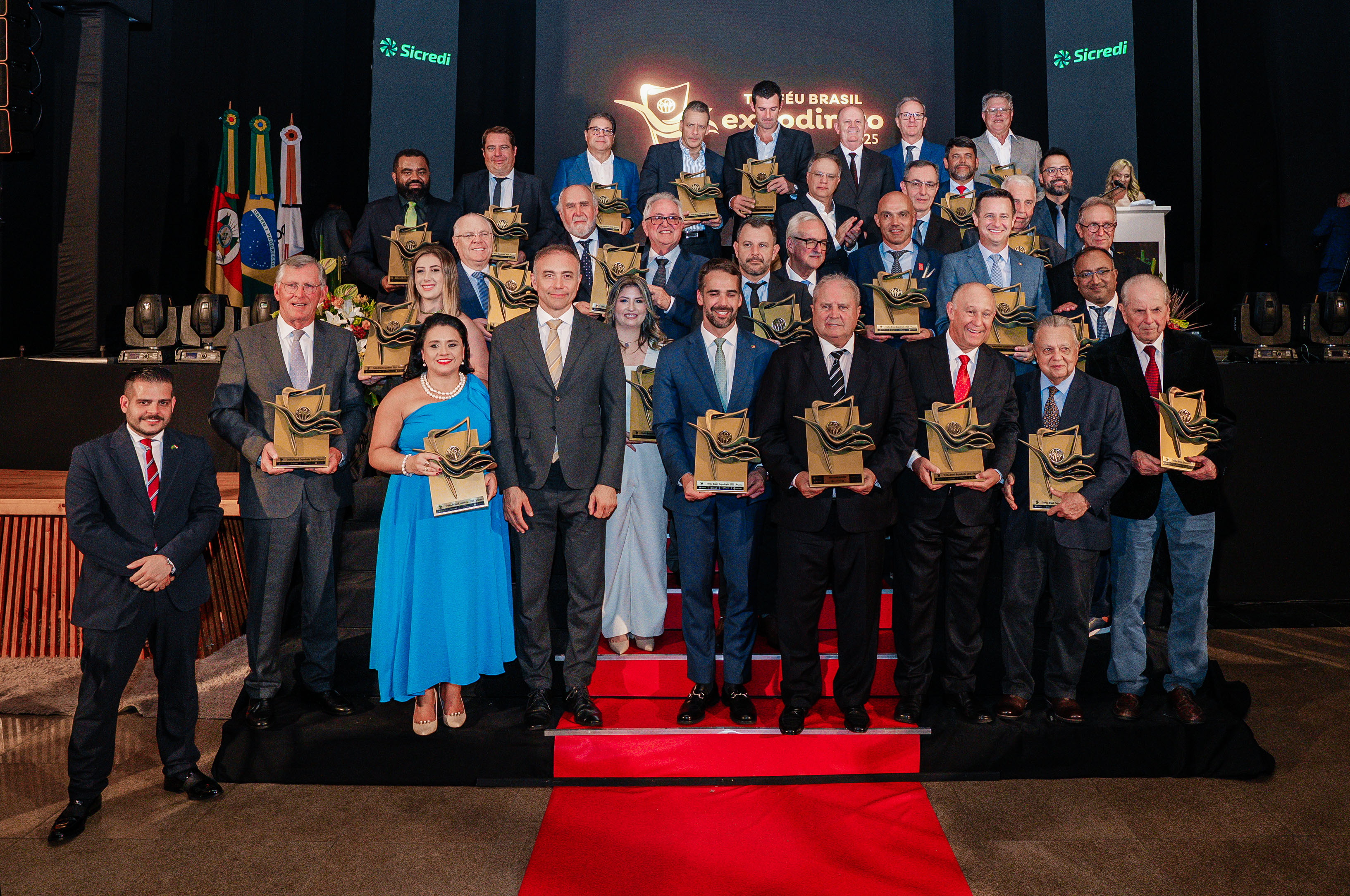 Lideran�as do agro s�o homenageadas no Trof�u Brasil Expodireto