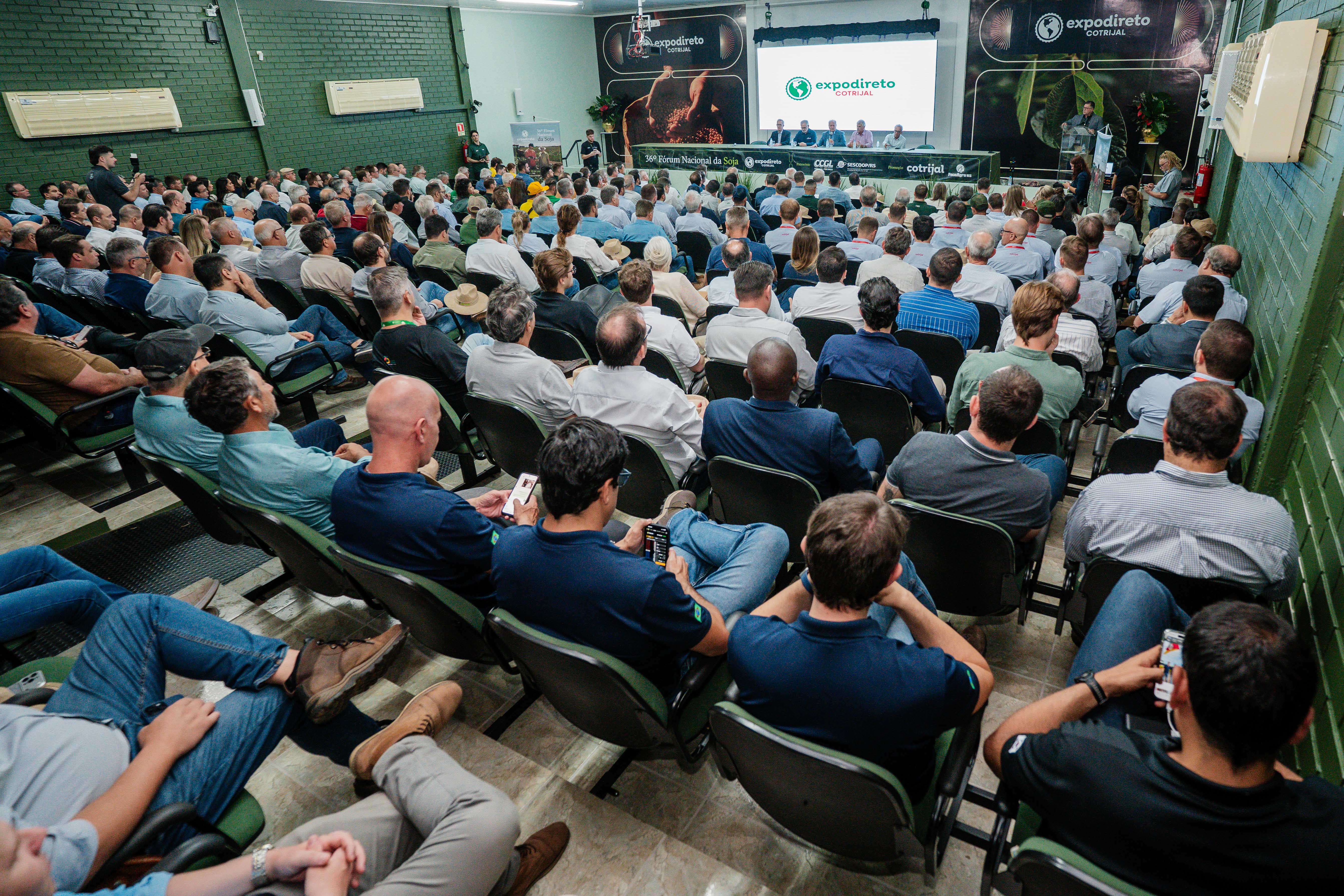 36� F�rum Nacional da Soja debate estrat�gias para o mercado e log�stica portu�ria