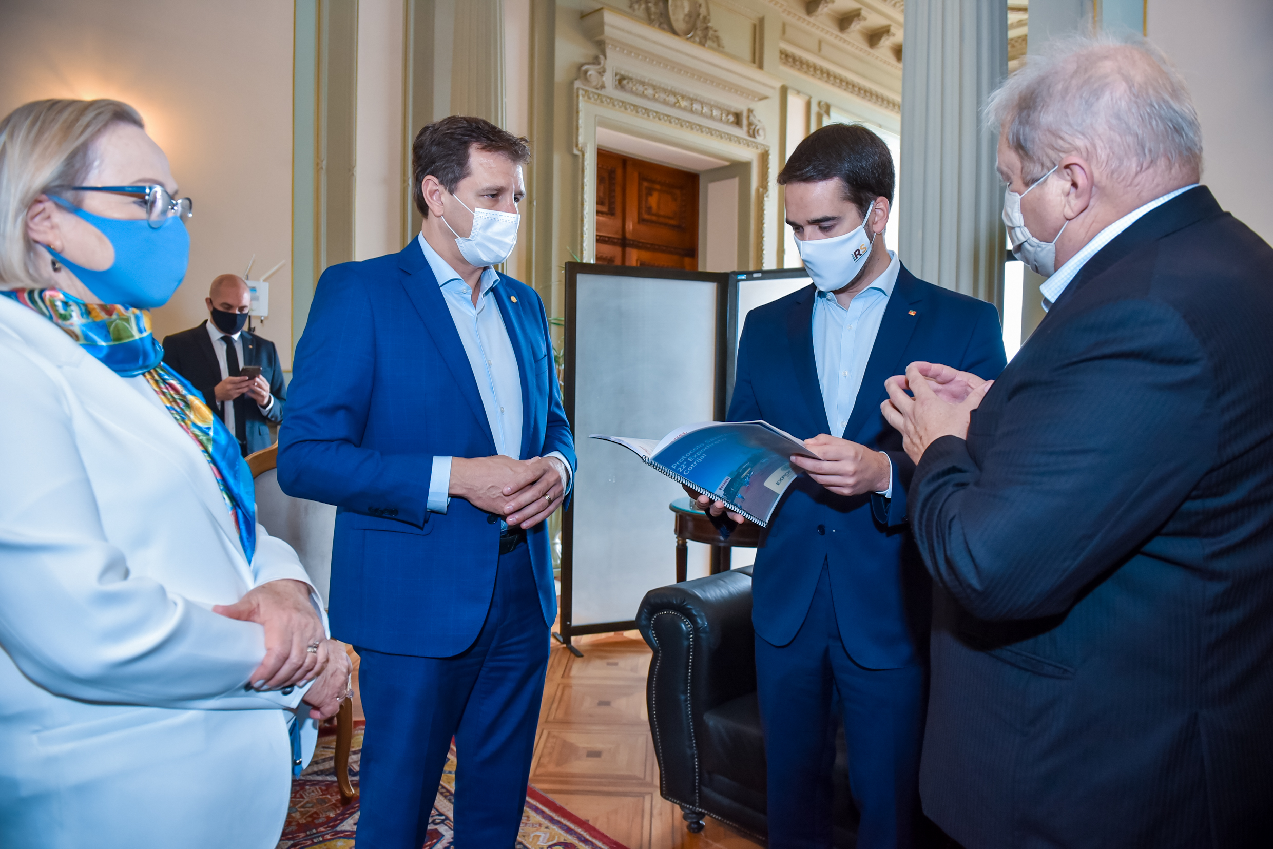 Protocolo sanitrio da 22 Expodireto Cotrijal  entregue ao governo do Estado