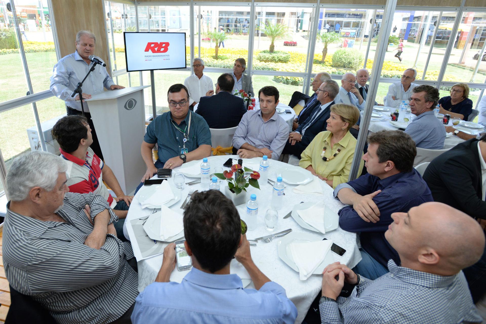 Painel discute desafios do agronegcio na era tecnolgica