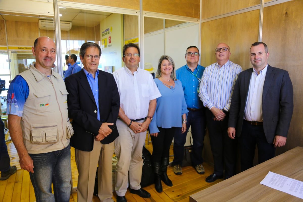 Contrato assinado na Expodireto vai beneficiar exportadores