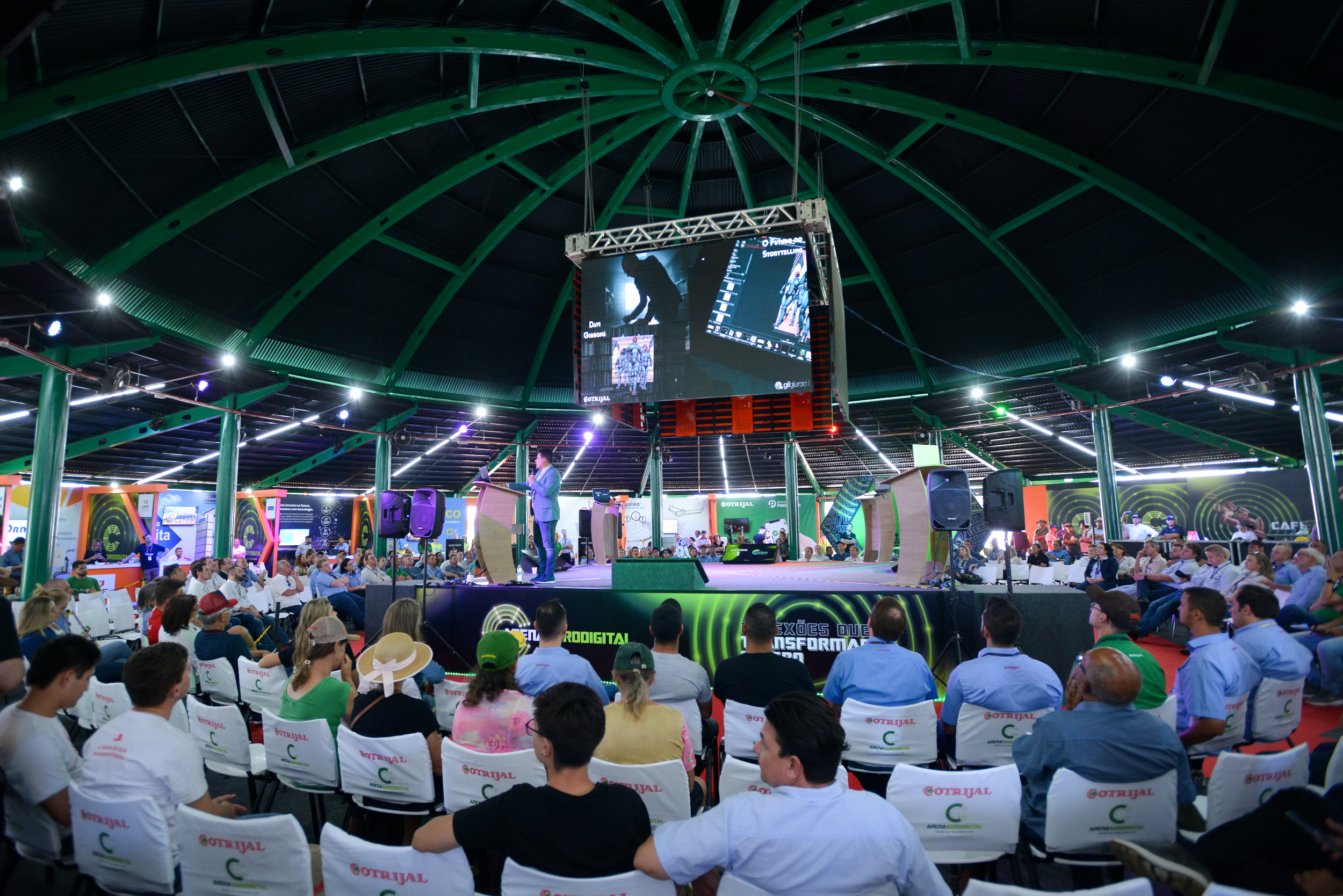 Inova��es atraem 26,5 mil visitantes 