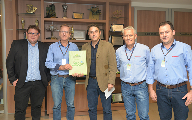 ​Deputado Luciano Zucco visita a Cotrijal 