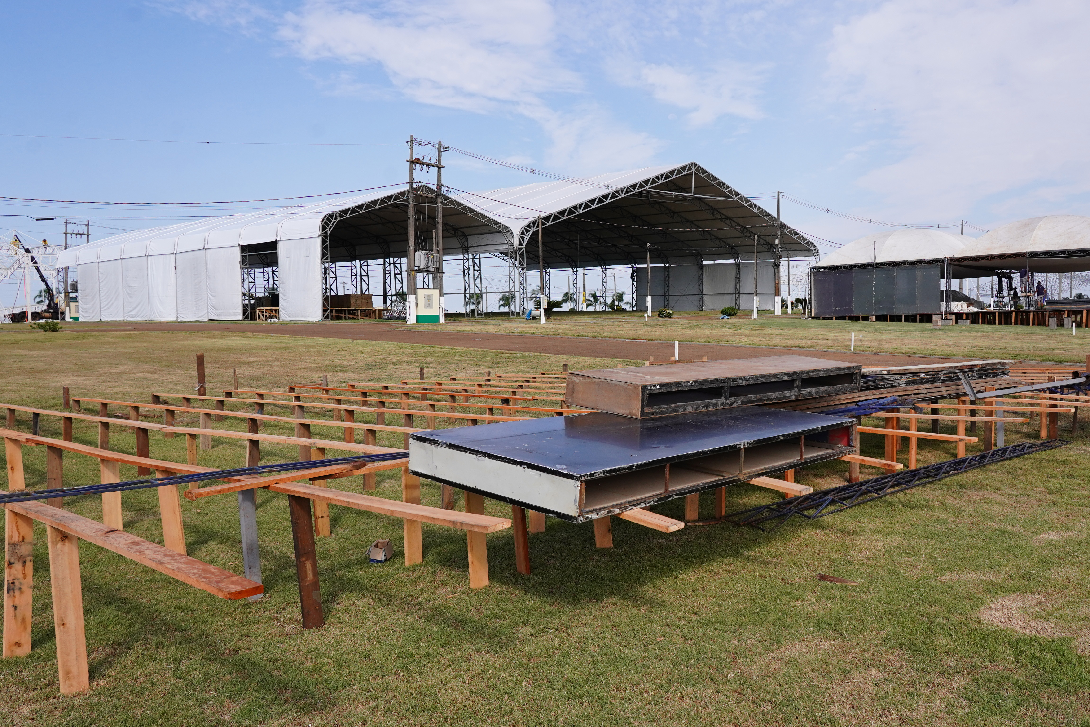 Parque da Expodireto Cotrijal abre port�es para receber os expositores