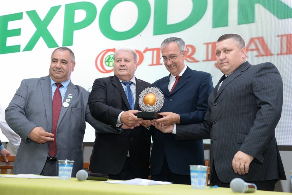 Elmar Floss is the Gold Seed