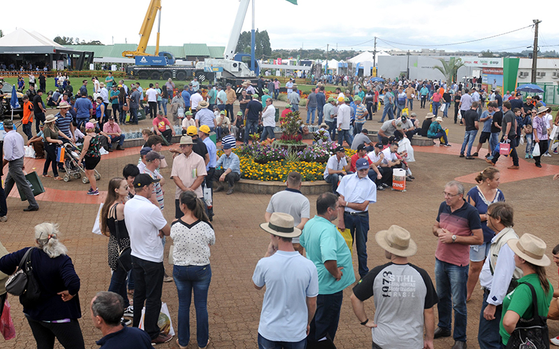Expodireto es visitada por 75.700 personas, record de p�blico en un d�a de feria 