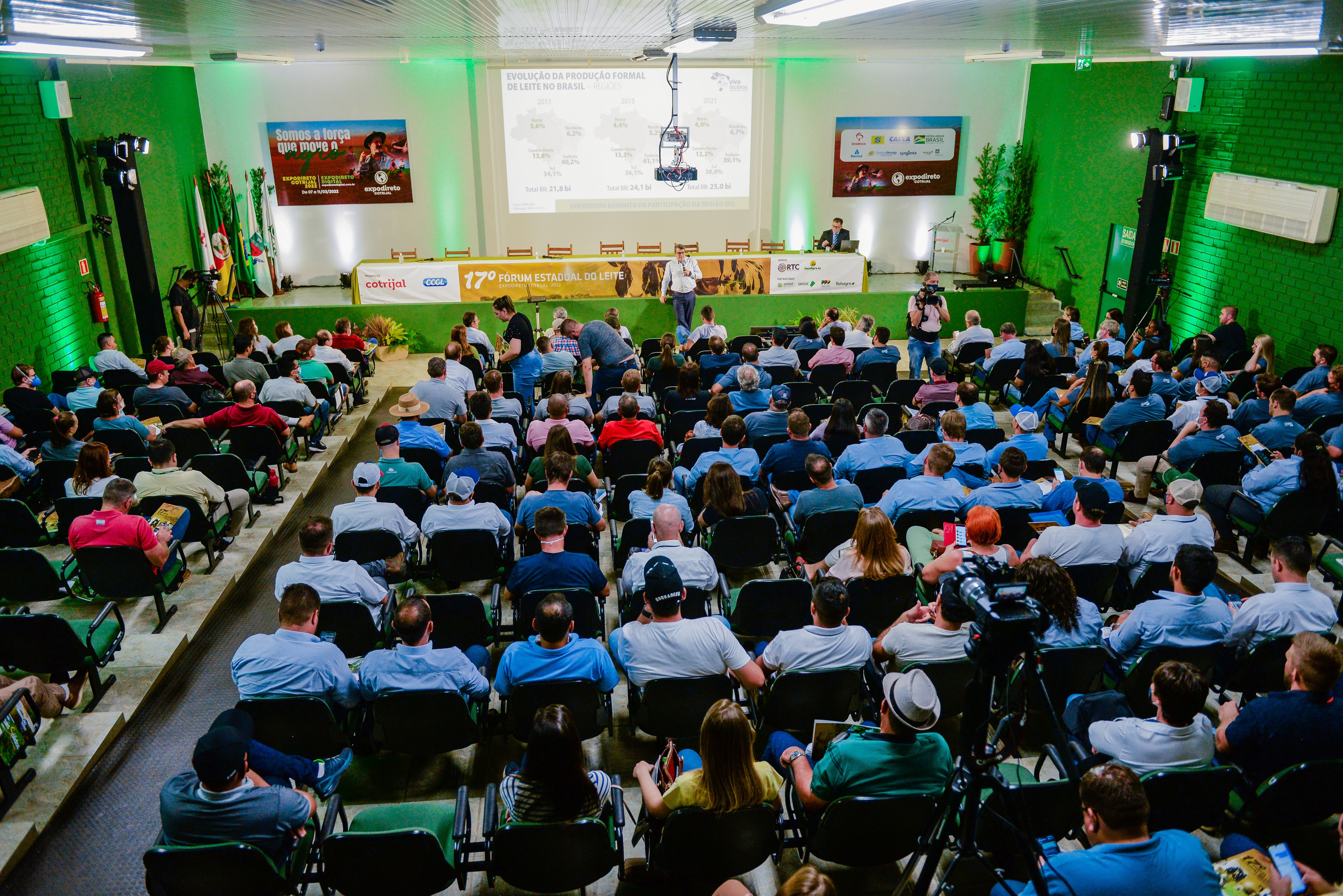 F�rum do Leite debate os desafios do setor