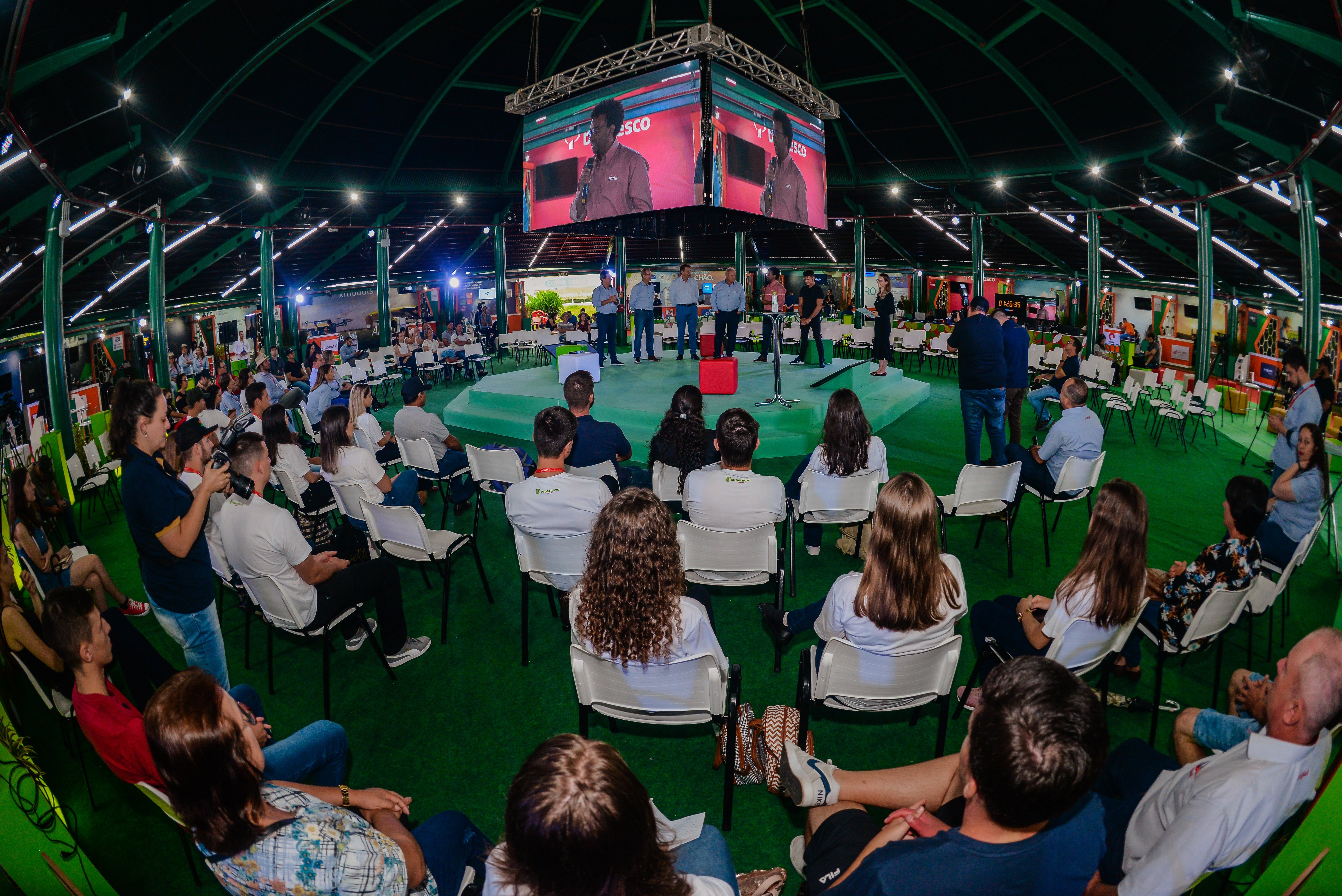 Cotrijal investe em conhecimento para os jovens