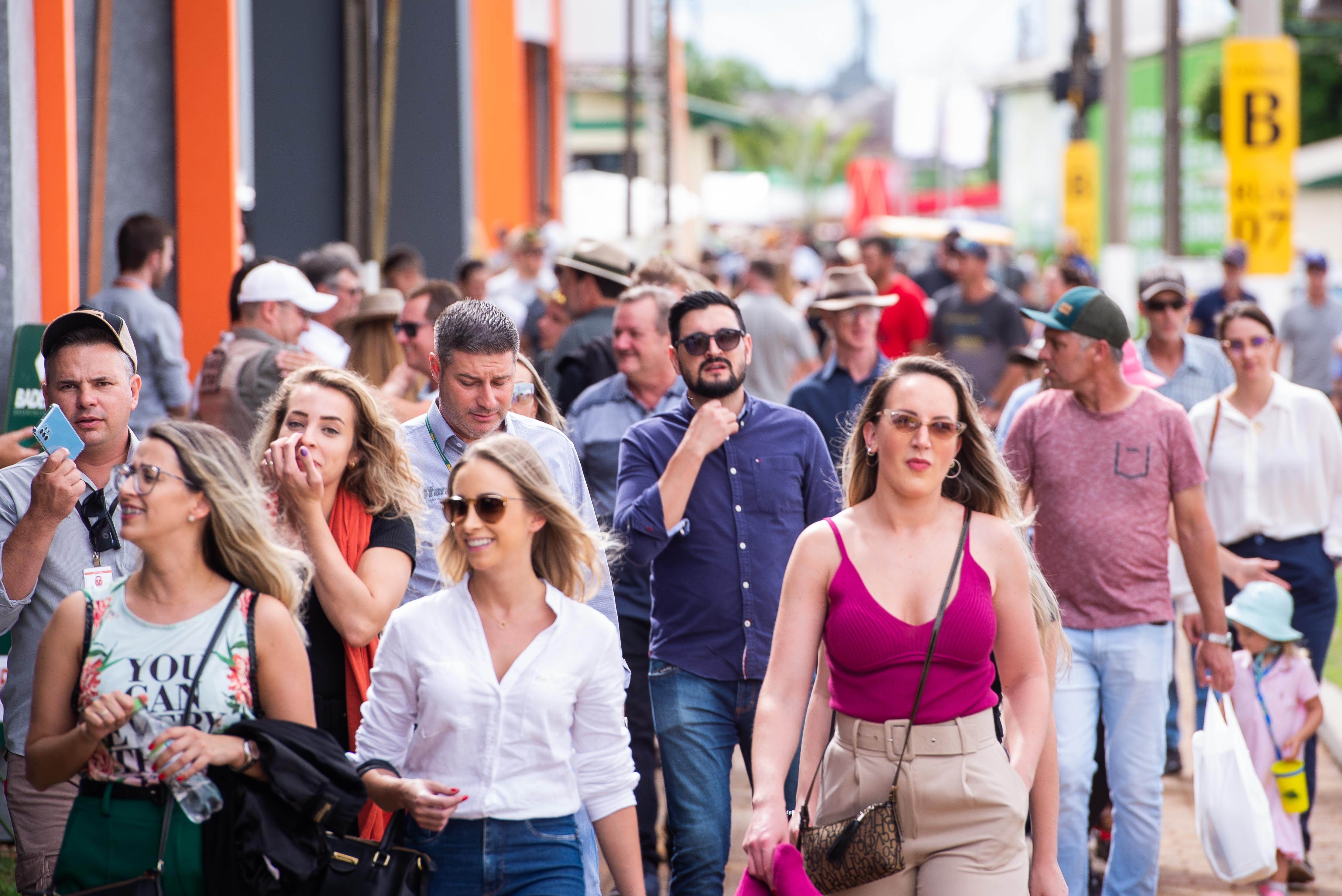 Expositores e produtores esbanjam otimismo no primeiro dia de Expodireto