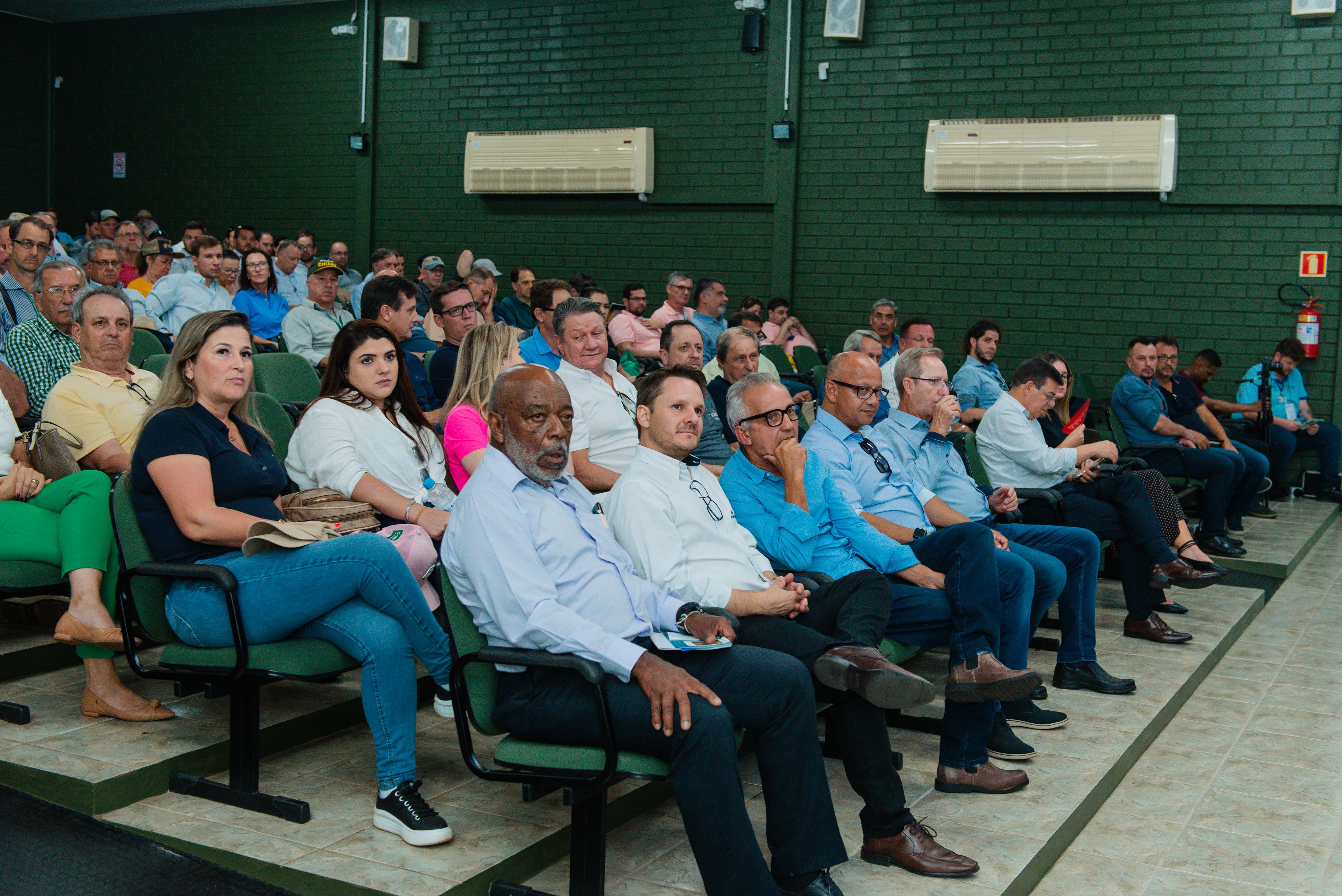 F�rum debate caminhos para consolidar crescimento da cultura do trigo