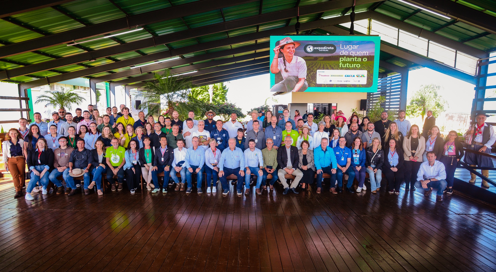 Cotrijal re�ne imprensa e patrocinadores para tradicional caf� da manh�