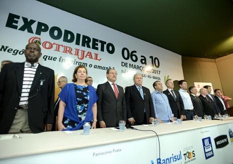 Crise � lembrada, mas otimismo marca abertura da Expodireto