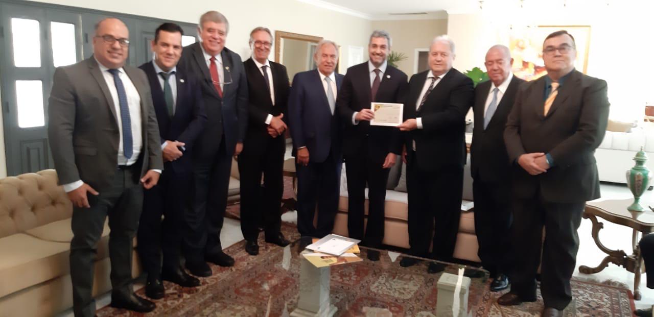 Presidente do Paraguai recebe convite para a Expodireto